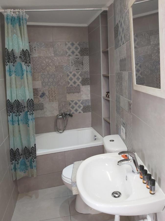 Konstantina'S Studio Near The Beach Chania  Ngoại thất bức ảnh